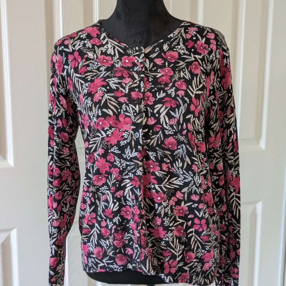 Karen Scott Black and Pink Long Sleeve Buttoned Blouse